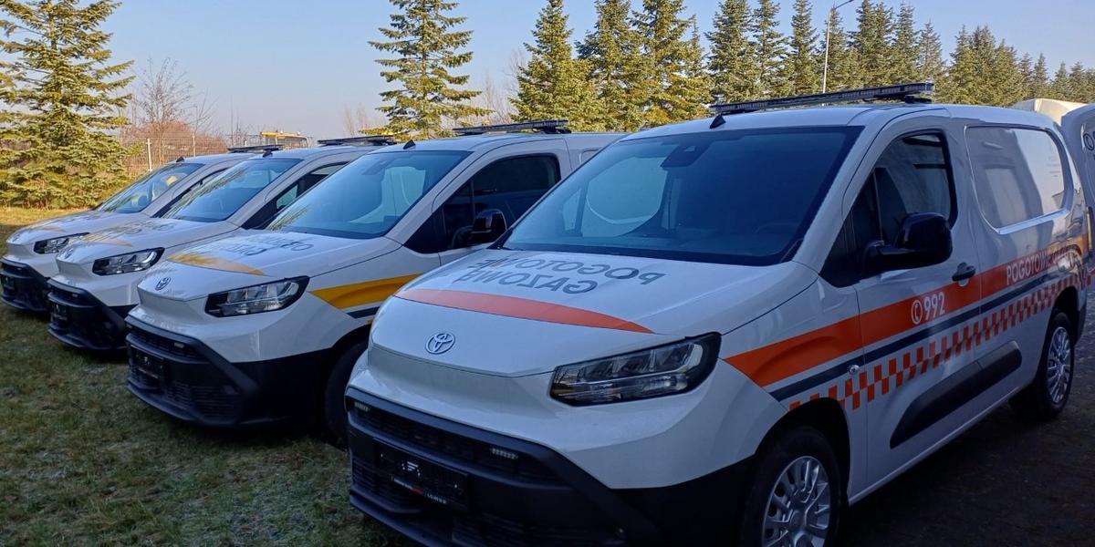 Polska Spółka Gazownictwa odebrała 18 egzemplarzy Toyoty PROACE CITY Long