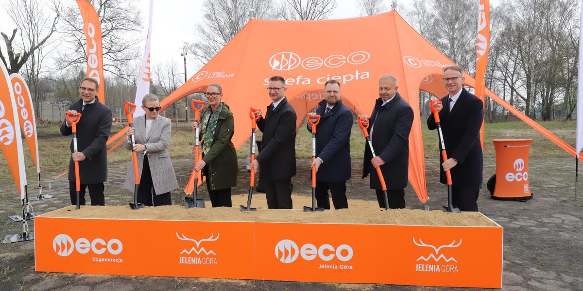 W Jeleniej Górze wbito pierwszą łopatę na placu budowy drugiego układu wysokosprawnej kogeneracji gazowej